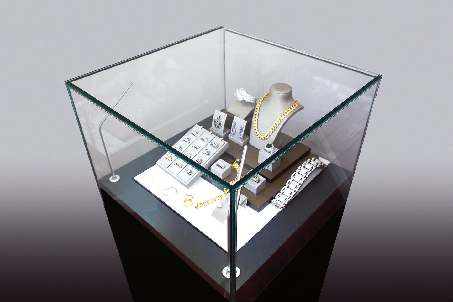 Micro Bent™ Tower Series– Ultra-Thin Vertical Display Lighting