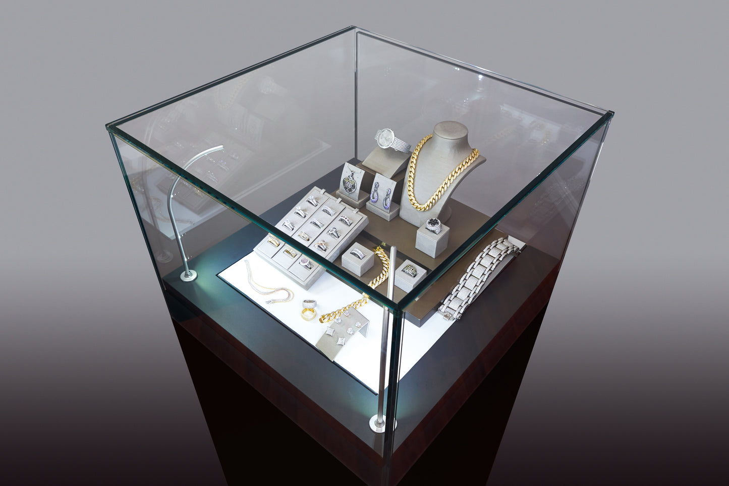 Micro Curve™ Tower Series– Ultra-Thin Vertical Display Lighting